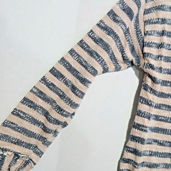 No Brand or Size RN # 101206 shows Soft Surroundings Sweater Shirt 100% Cotton. - Picture 5 of 10